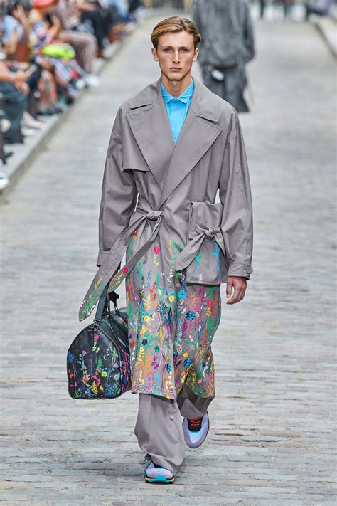 lv summer 2020|Louis Vuitton Spring 2020 Menswear Collection .